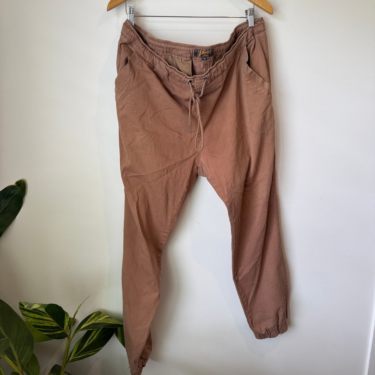 Johnny Bigg Size 40 Trekker Joggers