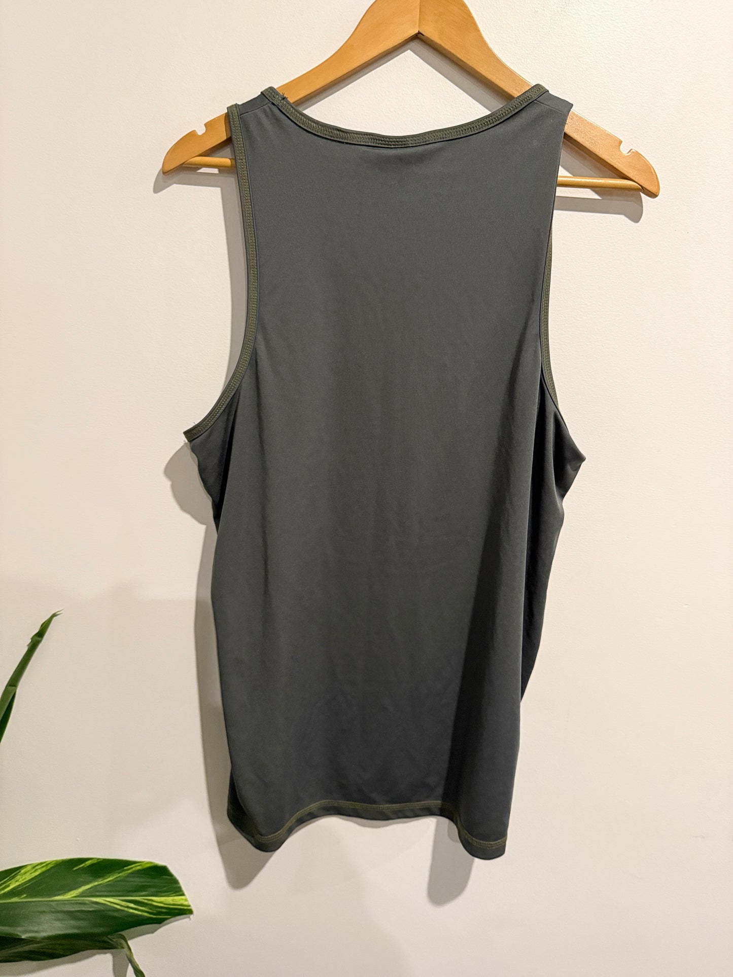 AGFleece Size L Athletic Tank Top