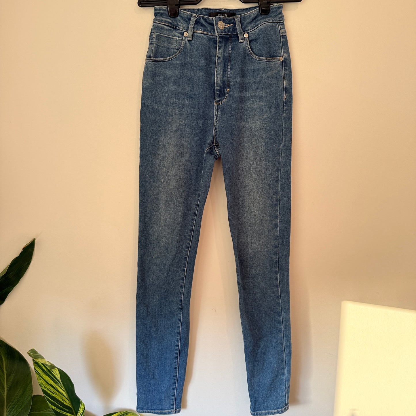NEUW Size 25 High-Waisted Denim Jeans