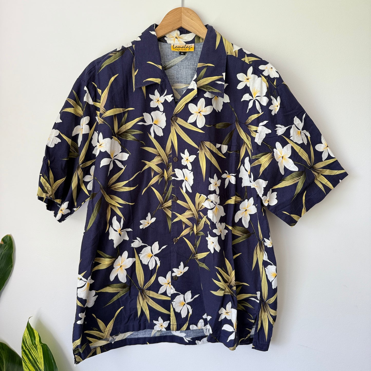 Lomalagi Size XL Mens Hawaiian Shirt