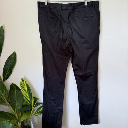 Gibson Size 92 Black Chinos