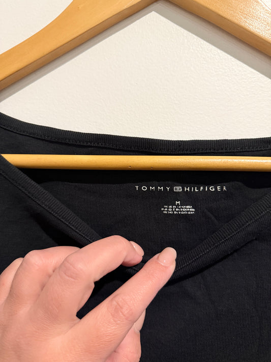 Tommy Hilfiger Size M Black T-Shirt