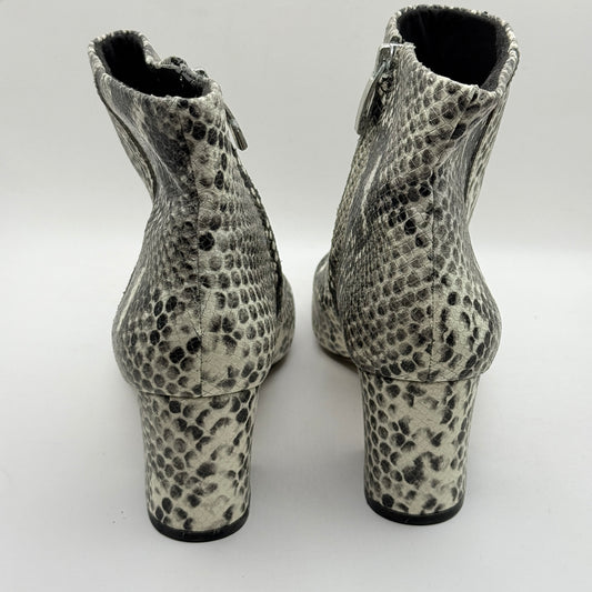 Essex Lane Gabriella Snake Print Ankle Boots Size 7M / 37.5