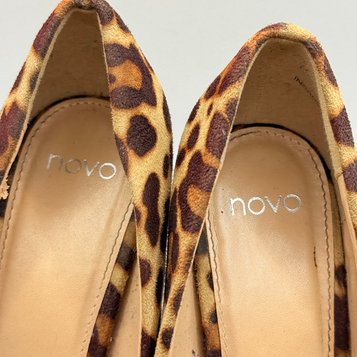 Novo Leopard Print Pointed Toe Stiletto Heels Size 7