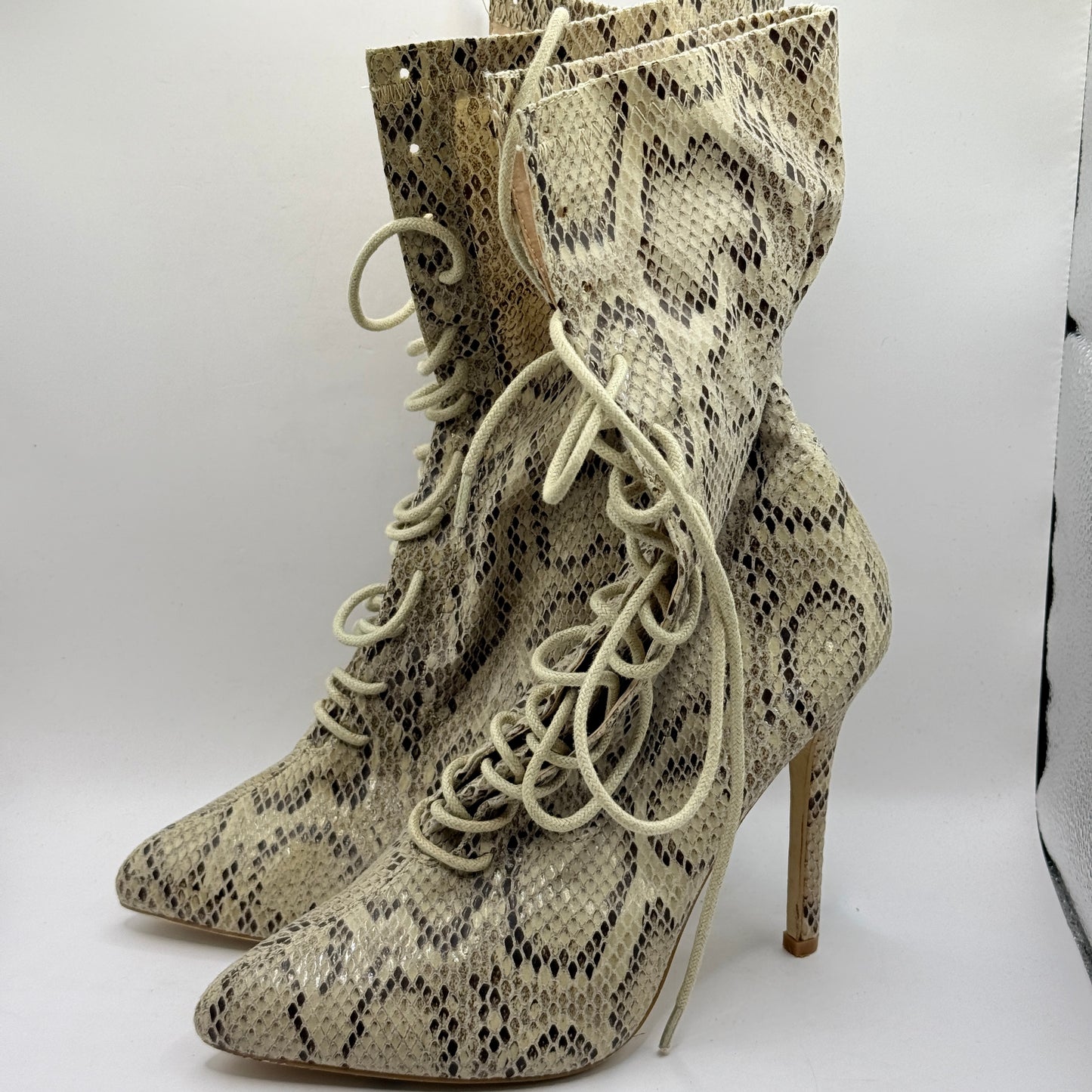 Pretty Little Thing Snake Print Lace-Up Stiletto Heels Size 6