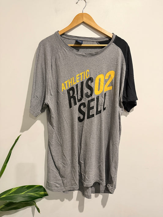 Russell Athletic Size XL Short-Sleeved Graphic T-Shirt