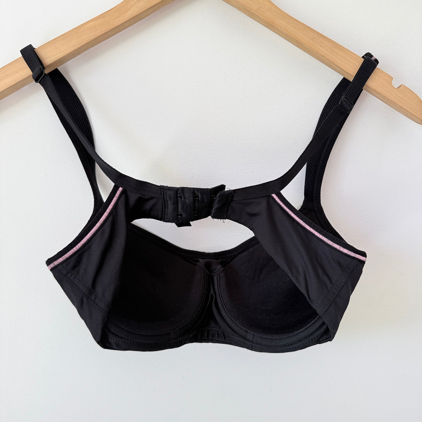 Heidi Klum Size 10C Low Impact Fit Custom Lift Lounge Bra