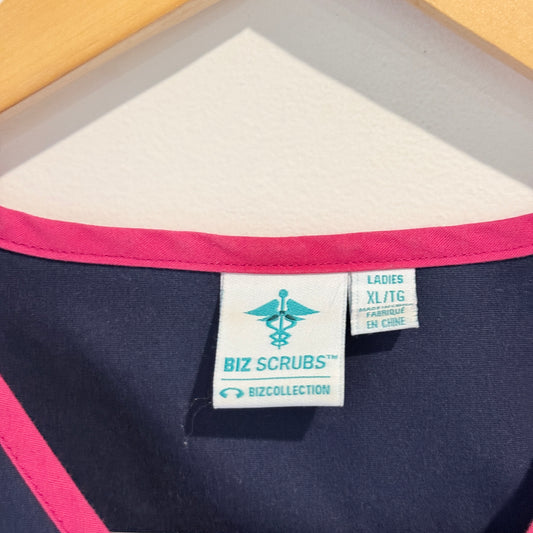 Biz Scrubs Size XL/TG Crossover Scrubs Set