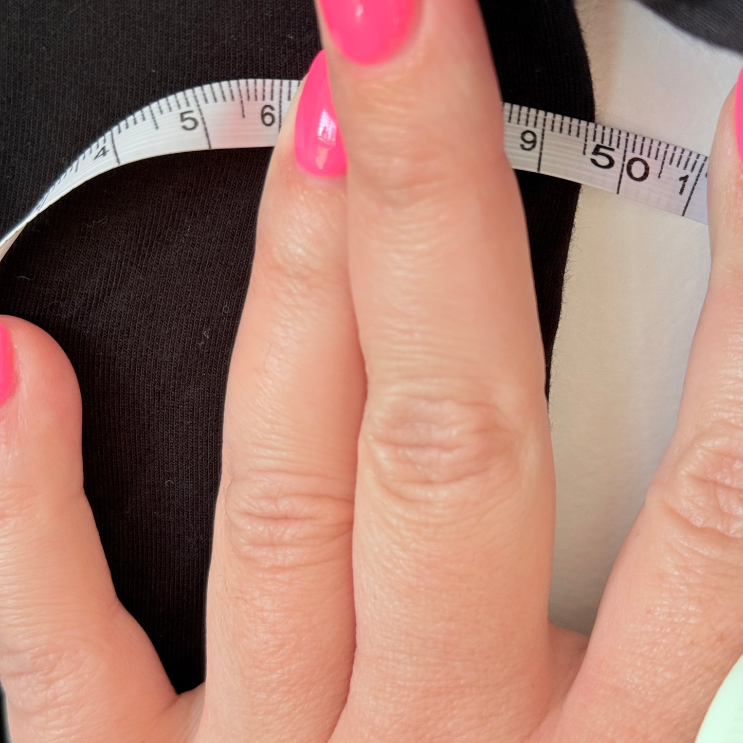 Succhi Collection by Susie Holland (NZ Made) Size U/Arm 49.5cm Black Viscose Top