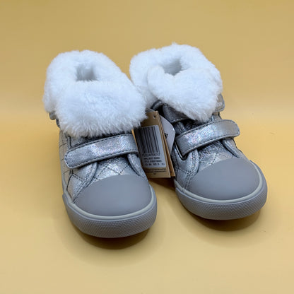 Chicco Kids’ Silver Fur-Lined Ankle Boots – Size 23 / 6.5US