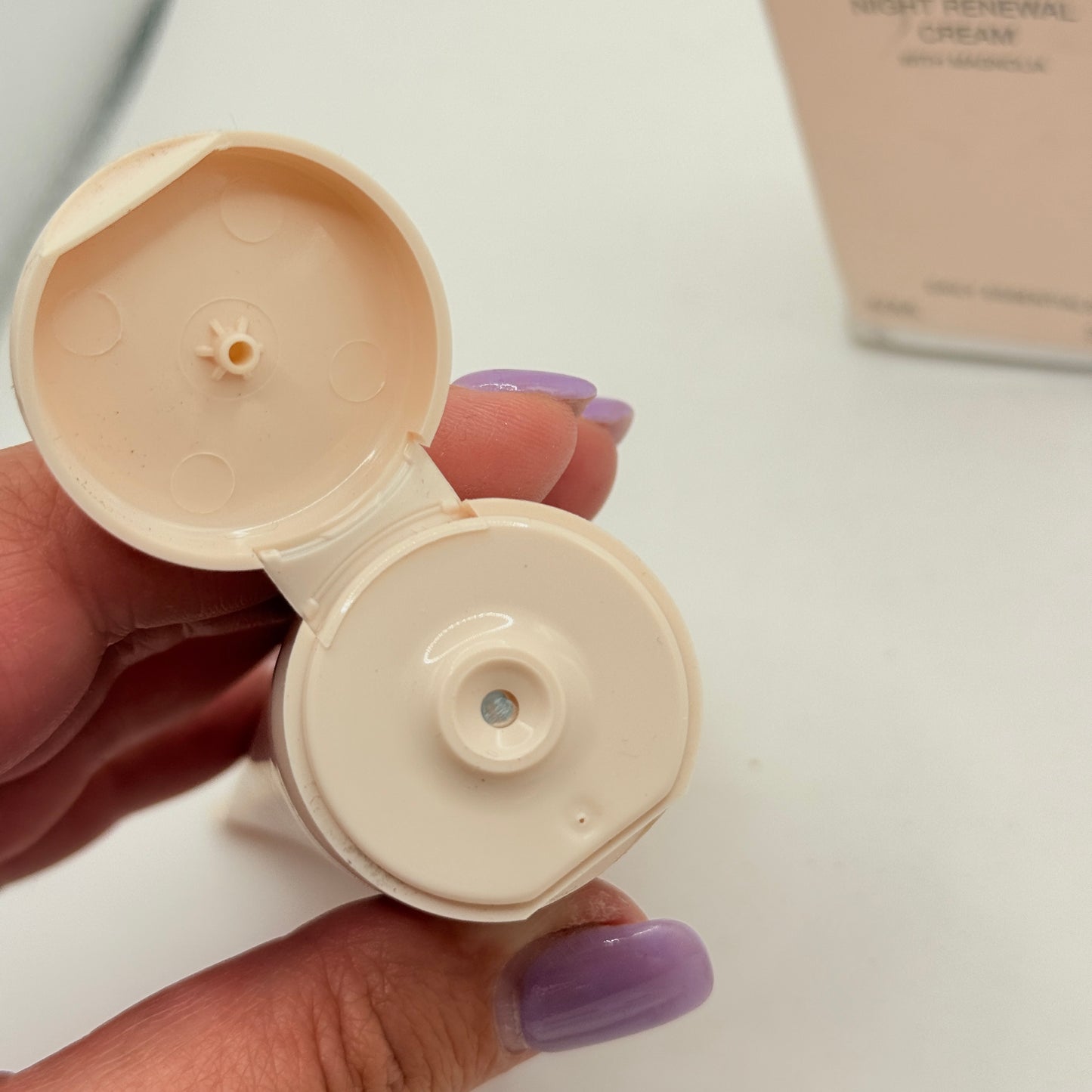 Karen Farley Age Defying Night Renewal Cream – 60ml