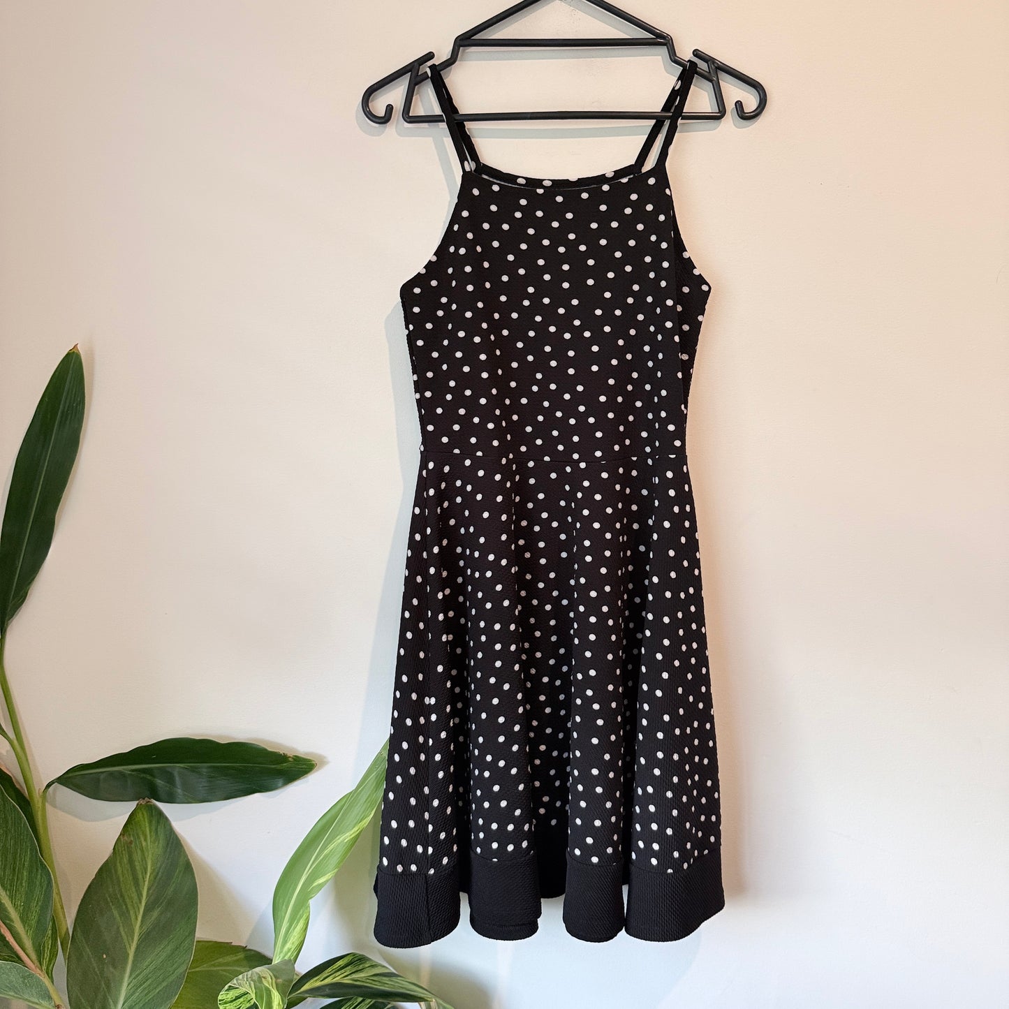 Brand Unknown Size U/Arm to U/Arm 38cm Polka Dot Mini Dress