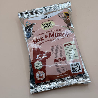 Wishbone Mix & Munch Beef & Venison Freeze-Dried Raw Dog Food 30g