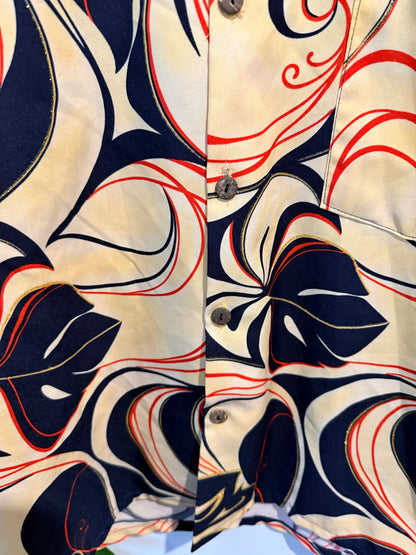 Brand Unknown Size U/Arm to U/Arm 62cm Patterned Button-Down Shirt with Gold Accents