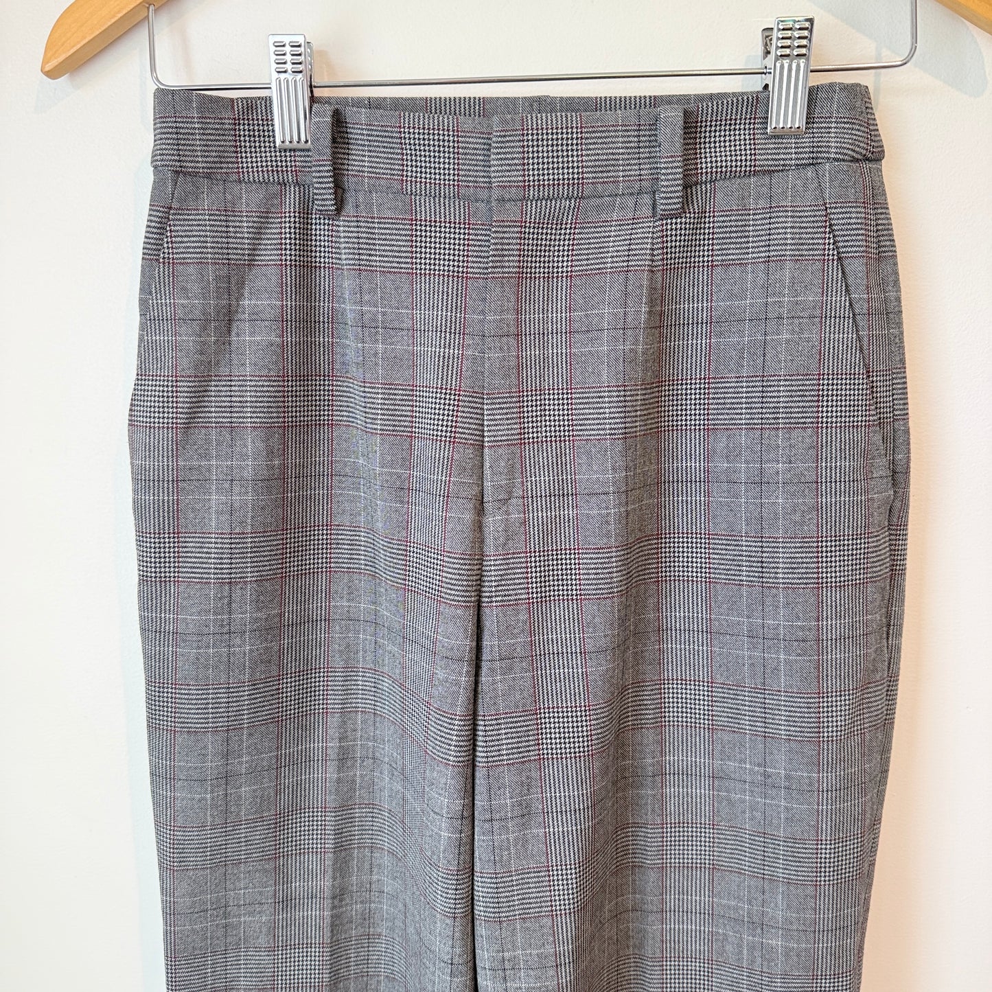 Uniqlo Size XS Plaid Tapered Leg Trousers