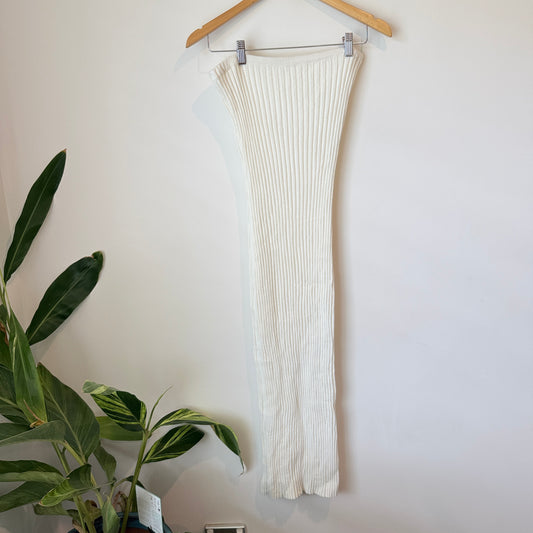 Brand Unknown White Ribbed-Knit Dress – Underarm 37cm
