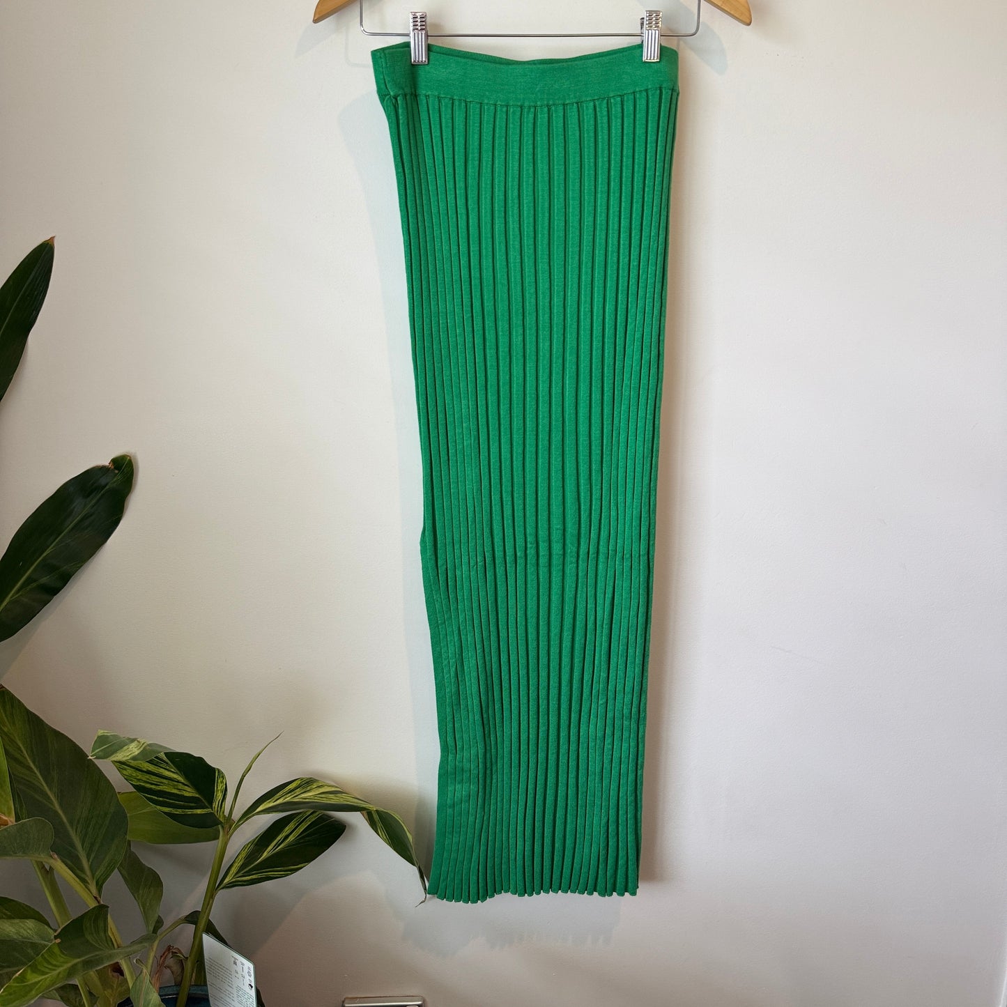 Brand Unknown 72cm Waist Green Ribbed Midi Skirt