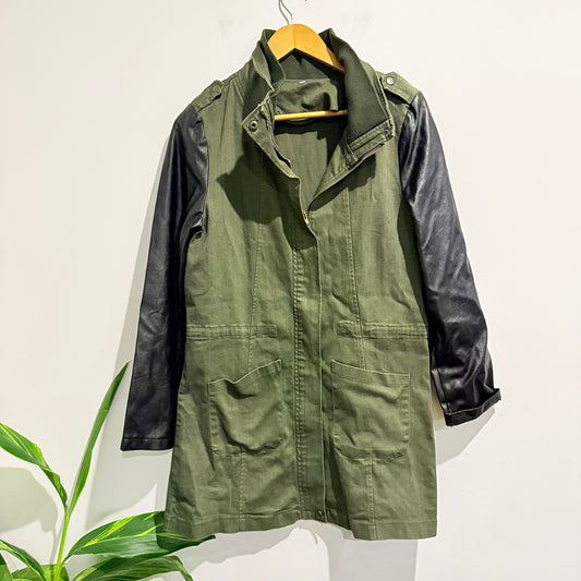 Brand Unknown Size U/Arm to U/Arm 49cm Utility Jacket
