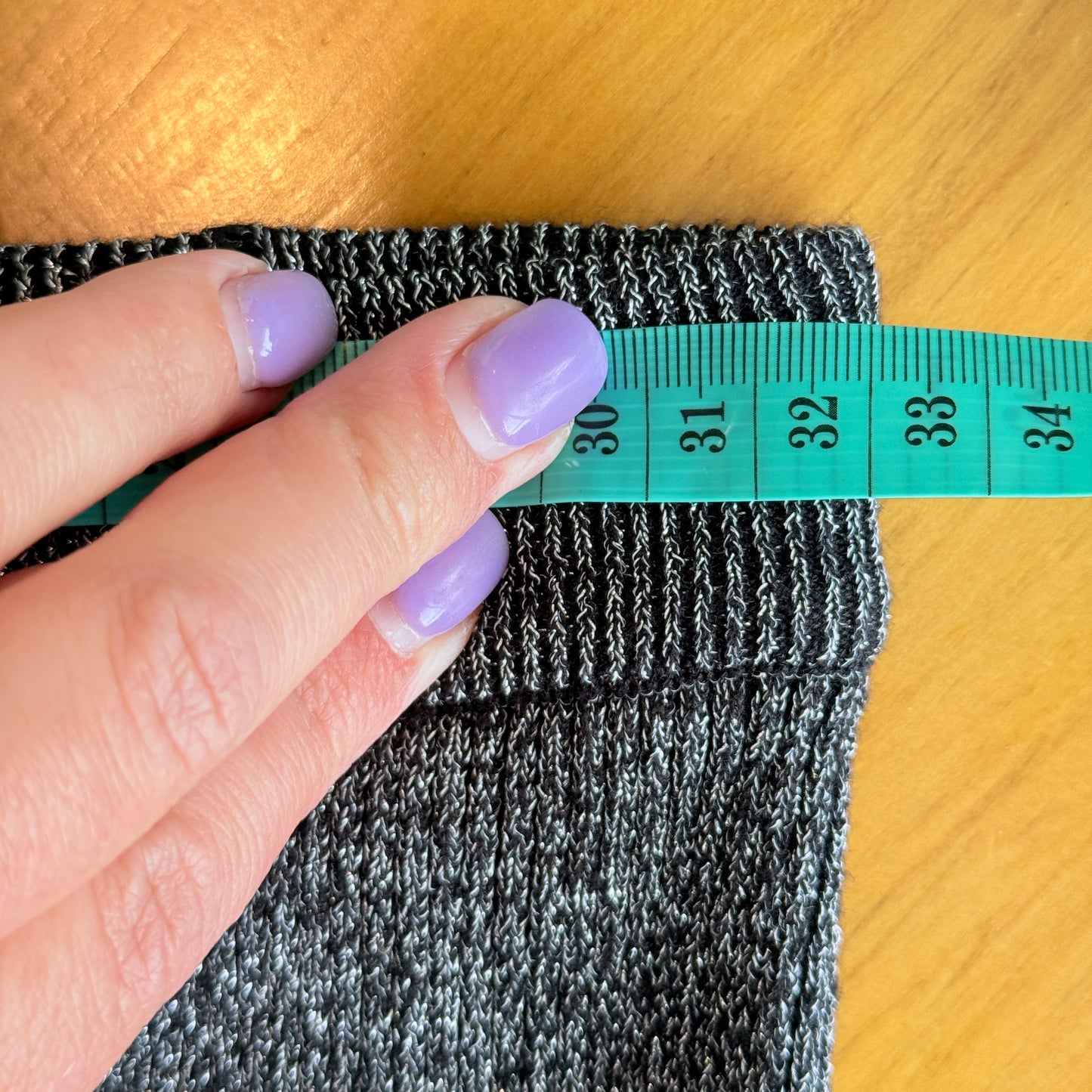 Brand Unknown Knit Midi Skirt with Side Slit – Waist 66cm