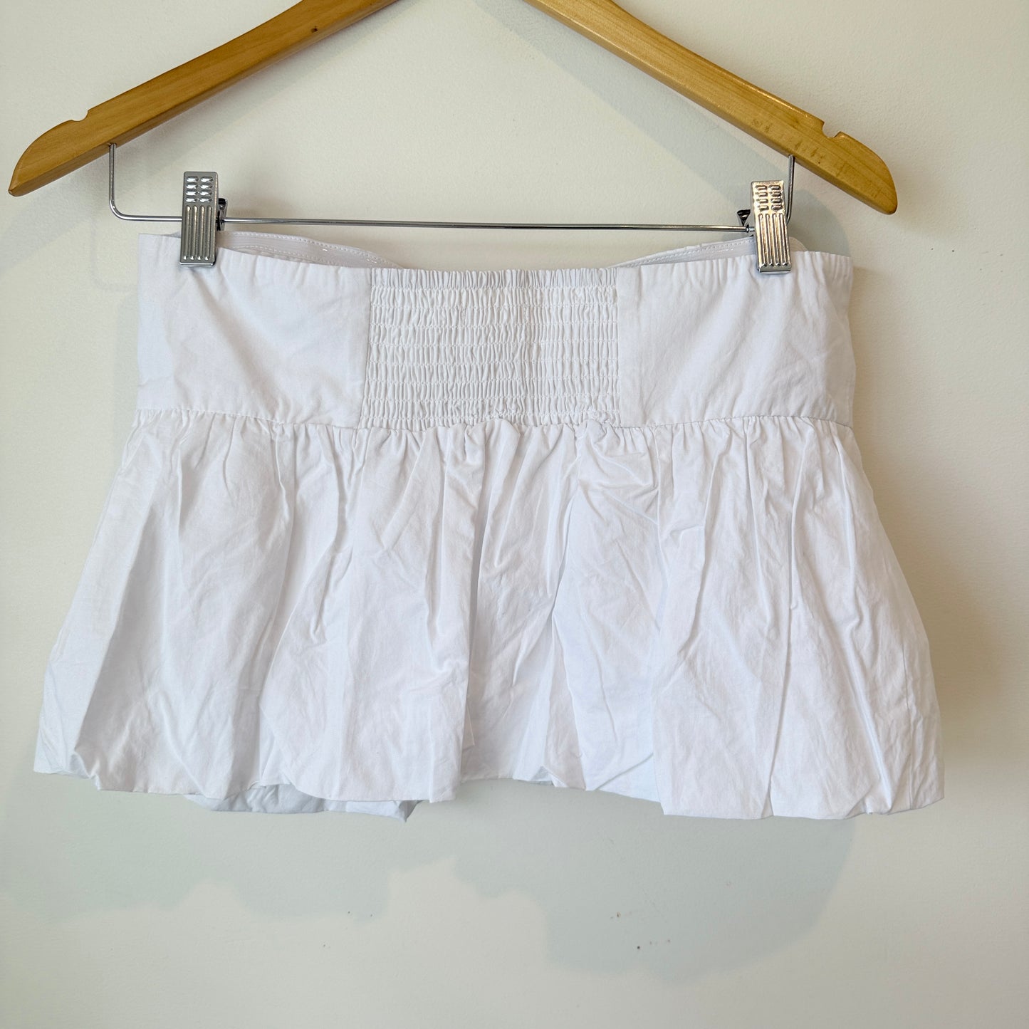 Glassons White Smocked Waist Mini Skirt Size 10
