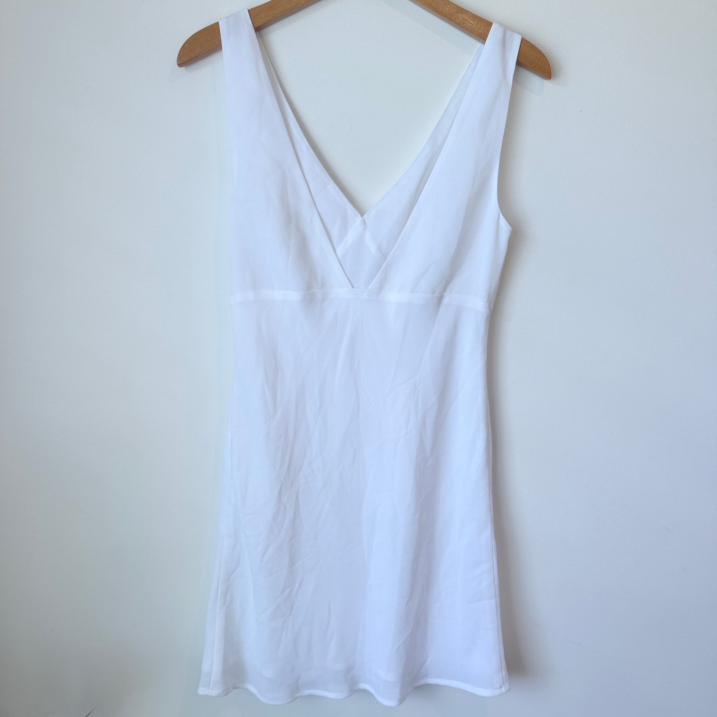 Glassons White V-Neck Dress – Size 10