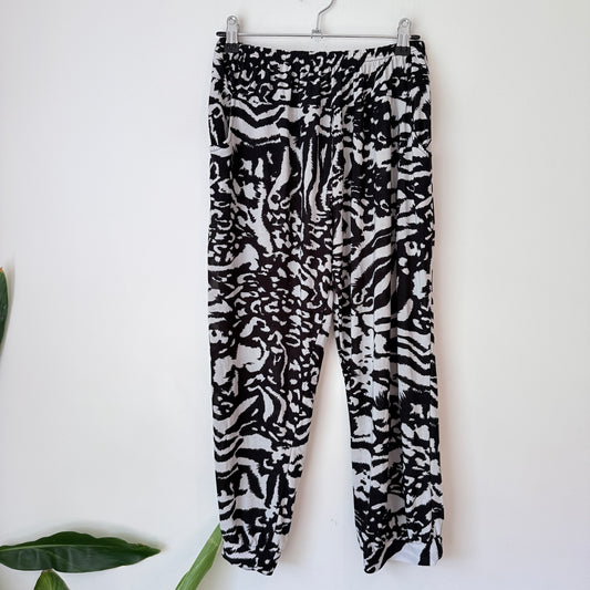 Brand Unknown Size Waist 62cm High-Rise 7/8 Leggings