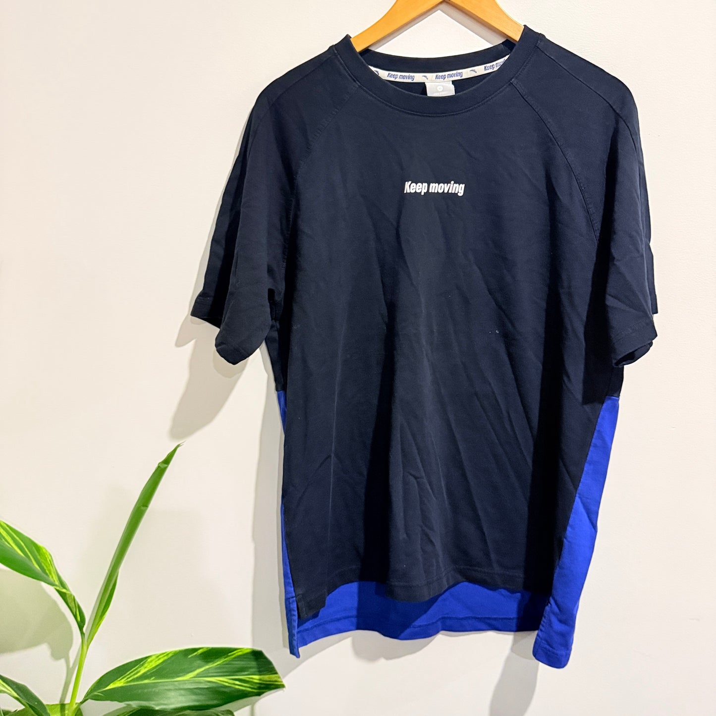 Anta Sports Size XL Athletic T-Shirt