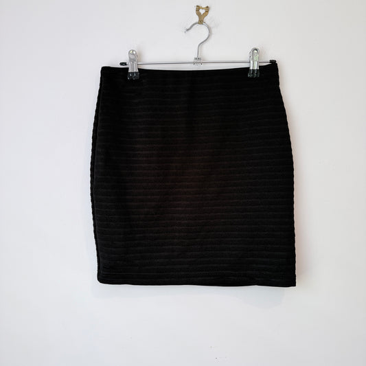 Now Size 10 Textured Knit Pencil Skirt