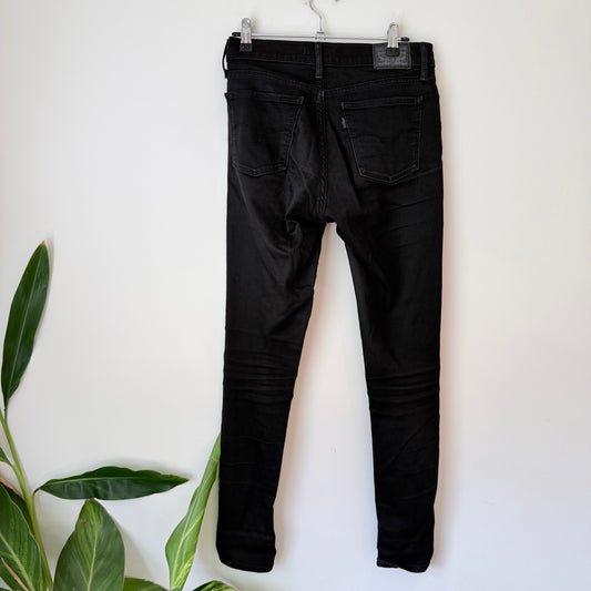Levi Size 28 Black Skinny Jeans