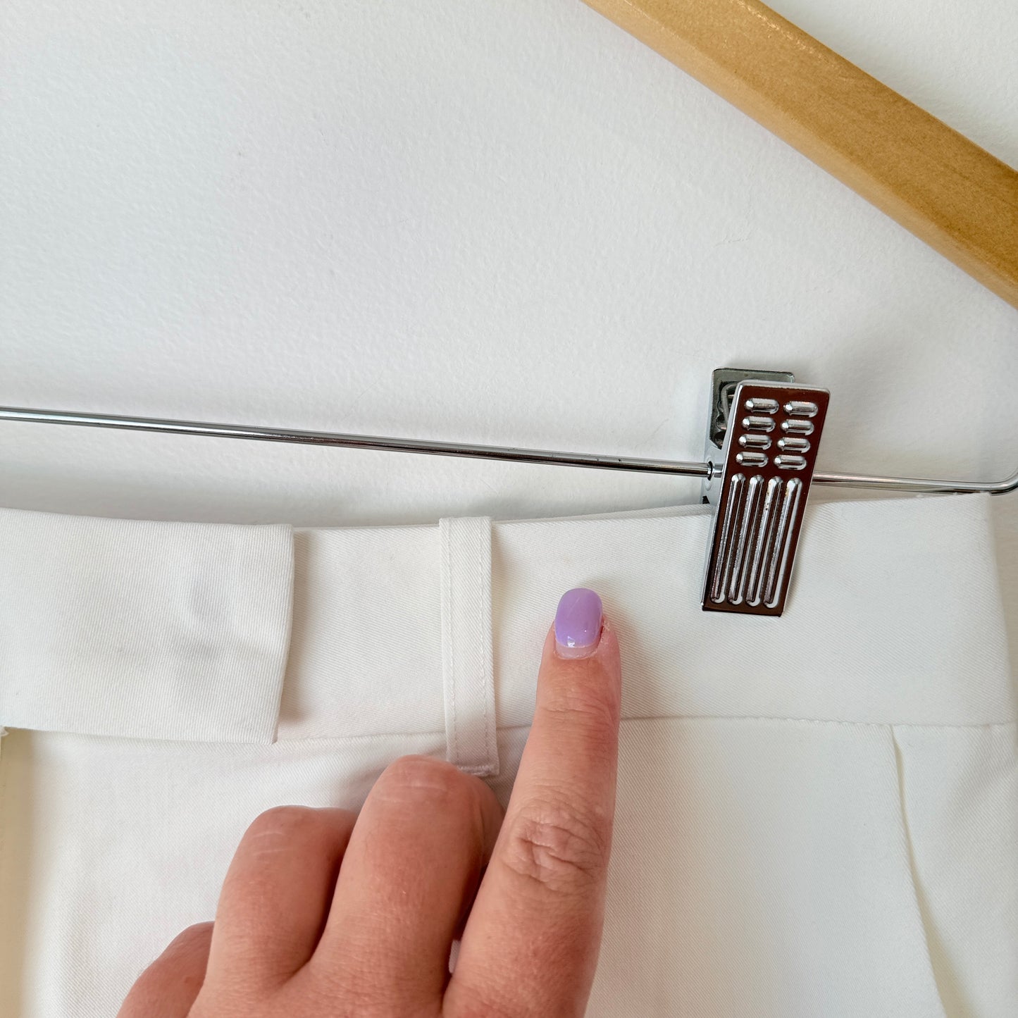 Glassons White Linen Tailored Shorts – Size 10