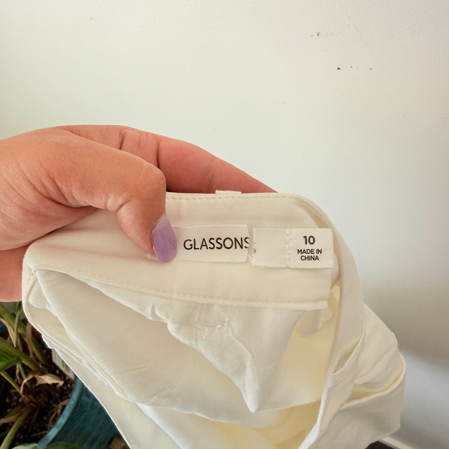 Glassons White Linen Tailored Shorts – Size 10