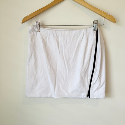 Glassons White Mini Skirt Size M
