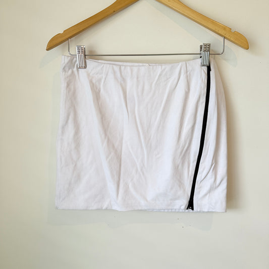 Glassons White Mini Skirt Size M