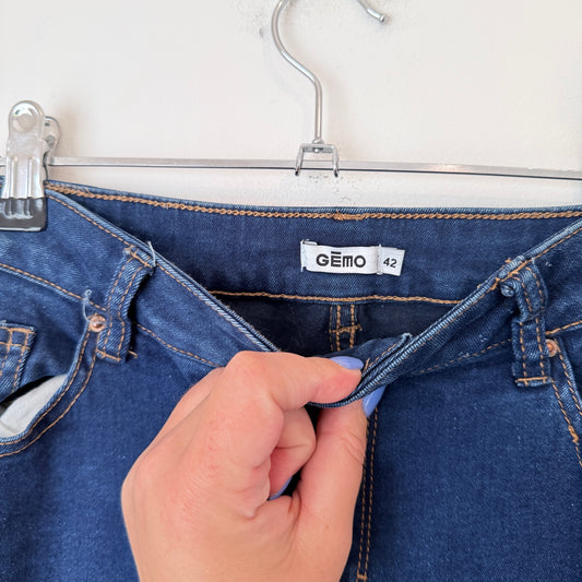 Gemo Size 42 Flared Jeans