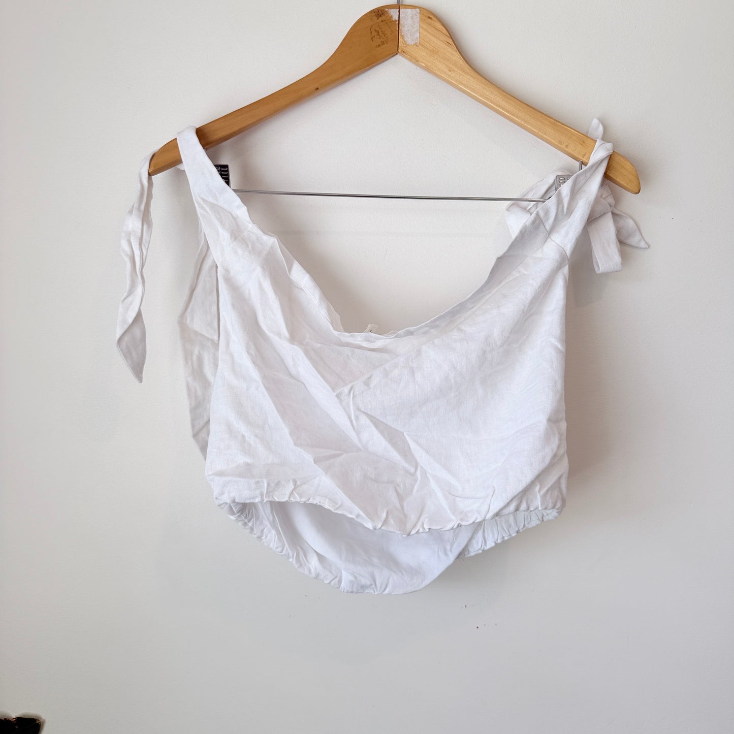 Glassons White Tie-Shoulder Crop Top Size 10