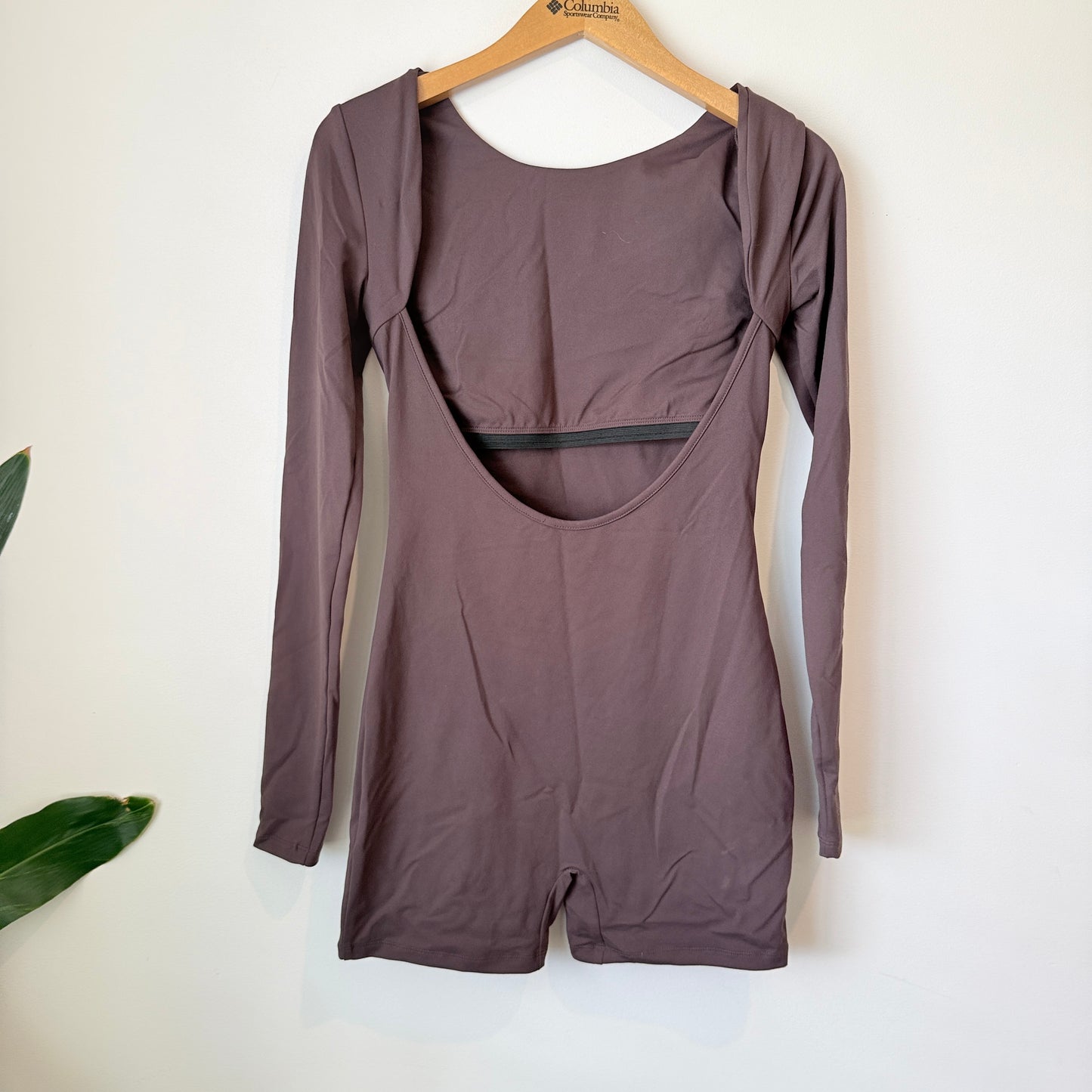 Glassons Long-Sleeve Scoop-Back Bodysuit – Size M