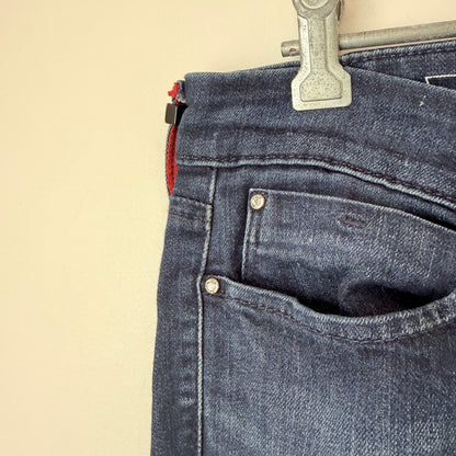 Levi Strauss Size 28 Dark Wash Skinny Jeans