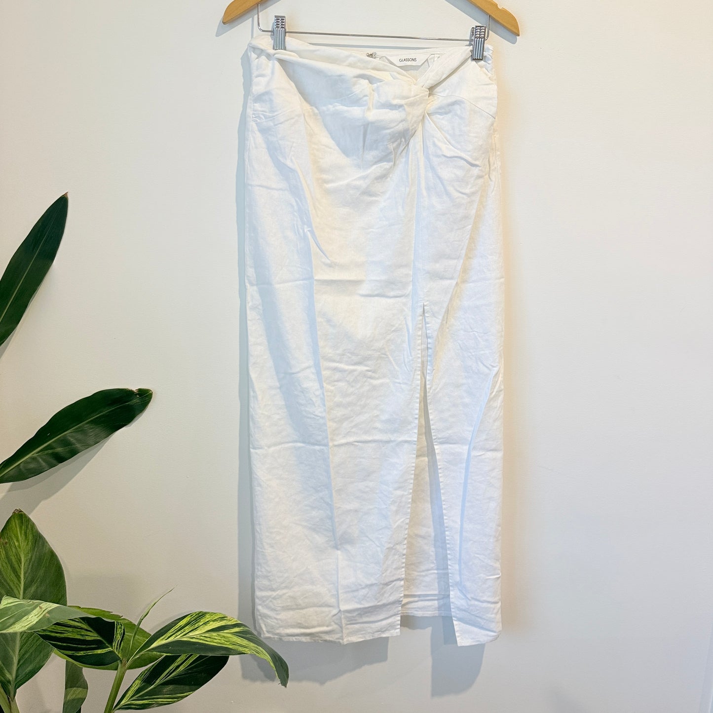 Glassons White Twist-Front Maxi Skirt Size 10