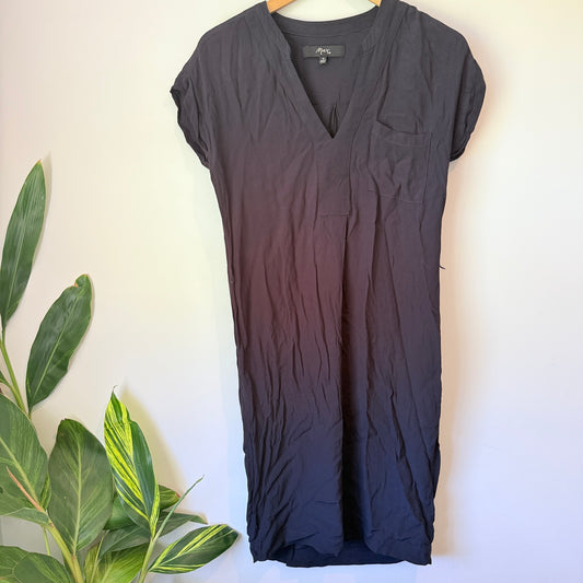 Max Size 6 Black V-Neck Shift Dress
