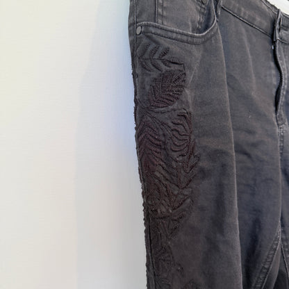 Urban Precinct Size 16 Black Coated Skinny Jeans with Floral Embroidery