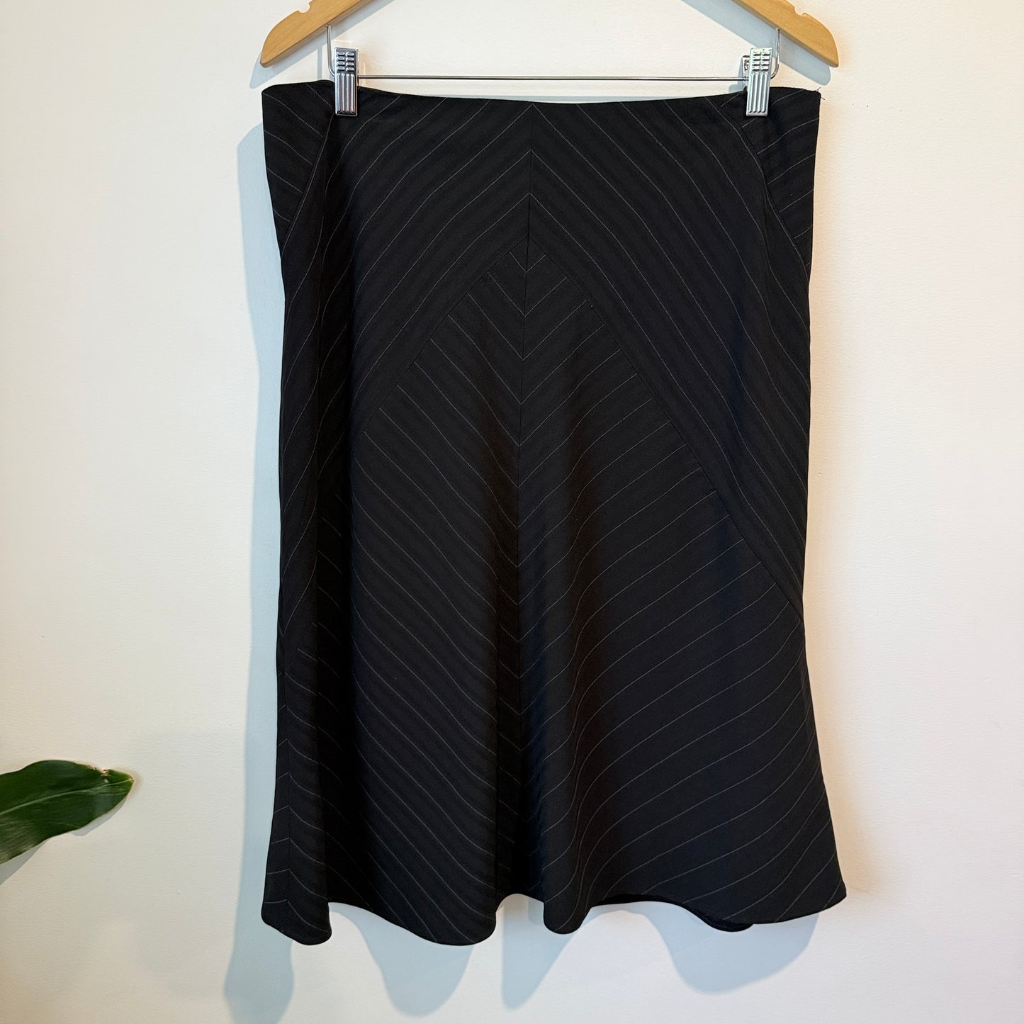 Liz Jordan Size 14 Full Skirt