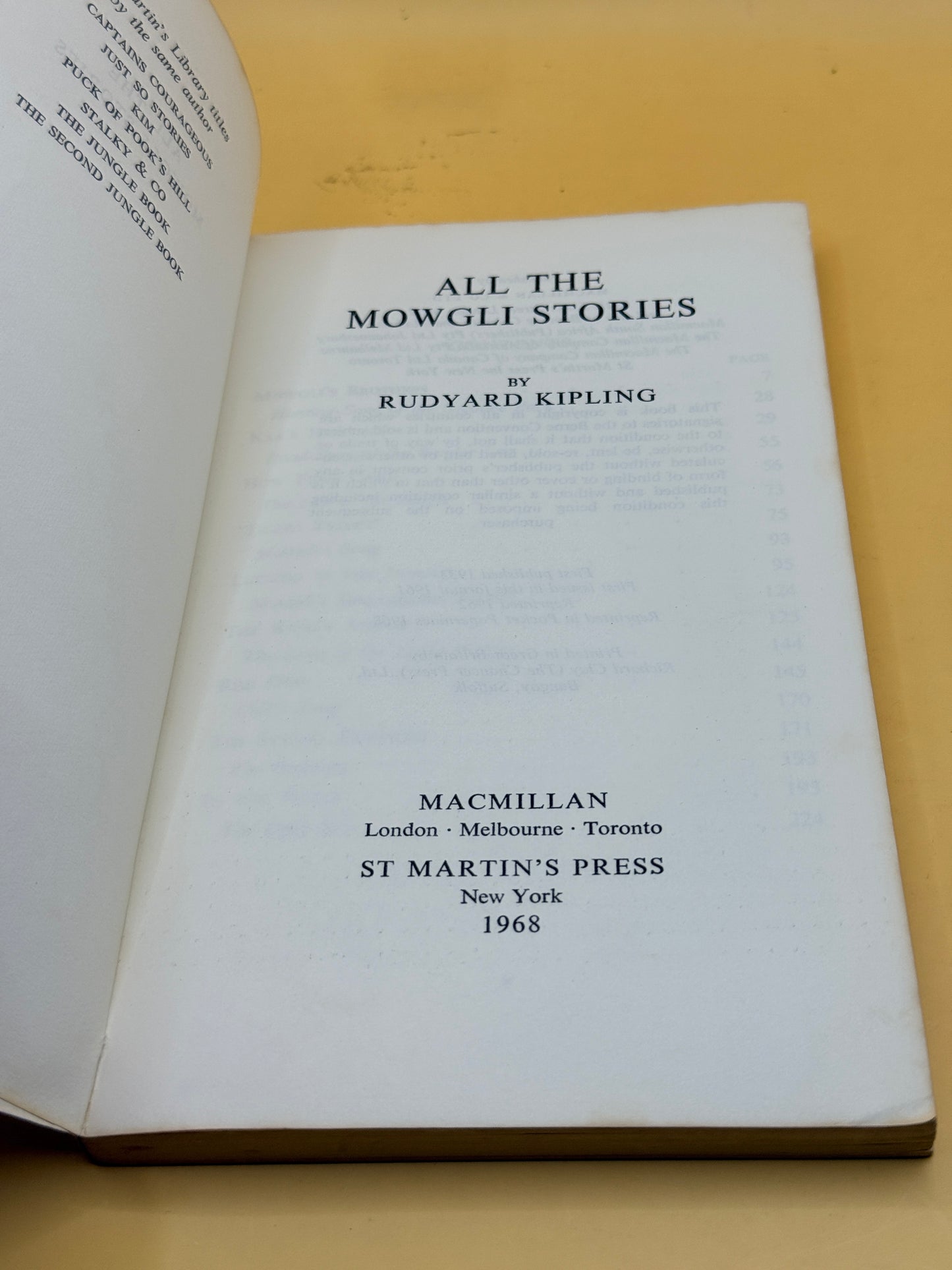 All the Mowgli Stories by Rudyard Kipling (1962 Macmillan Edition) - Black cover