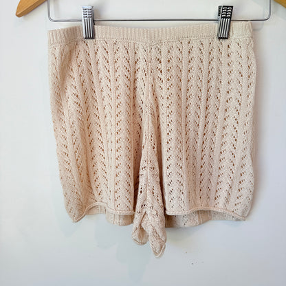 Glassons Size XL Light Beige Knit Shorts – Lace Pattern