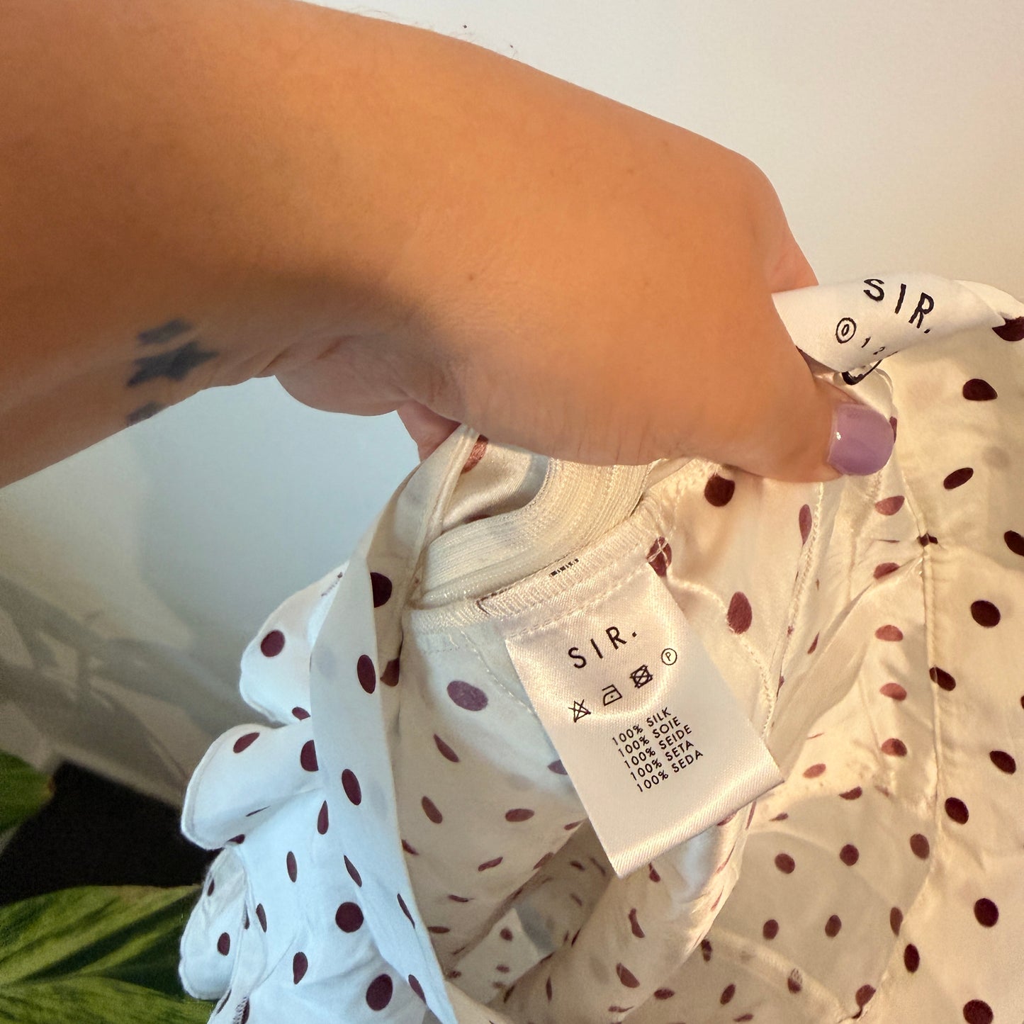 SIR Size 0 Polka Dot 100% Silk Ruffle Shorts