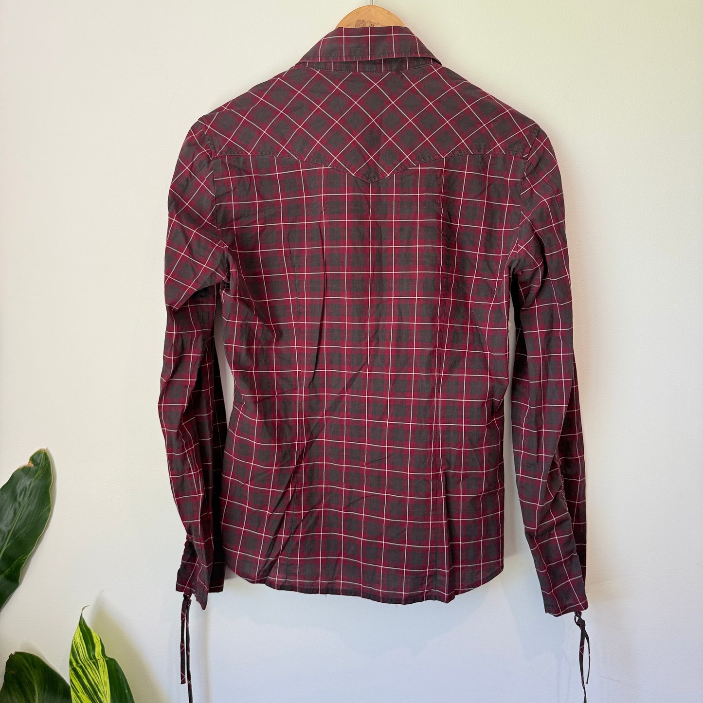 Keith Matheson Size 10 Black & Red Long-Sleeve Button-Down Blouse