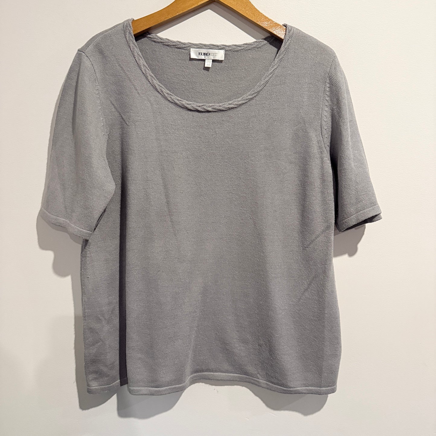 EURODIT Size 44 Fine-Ribbed Top