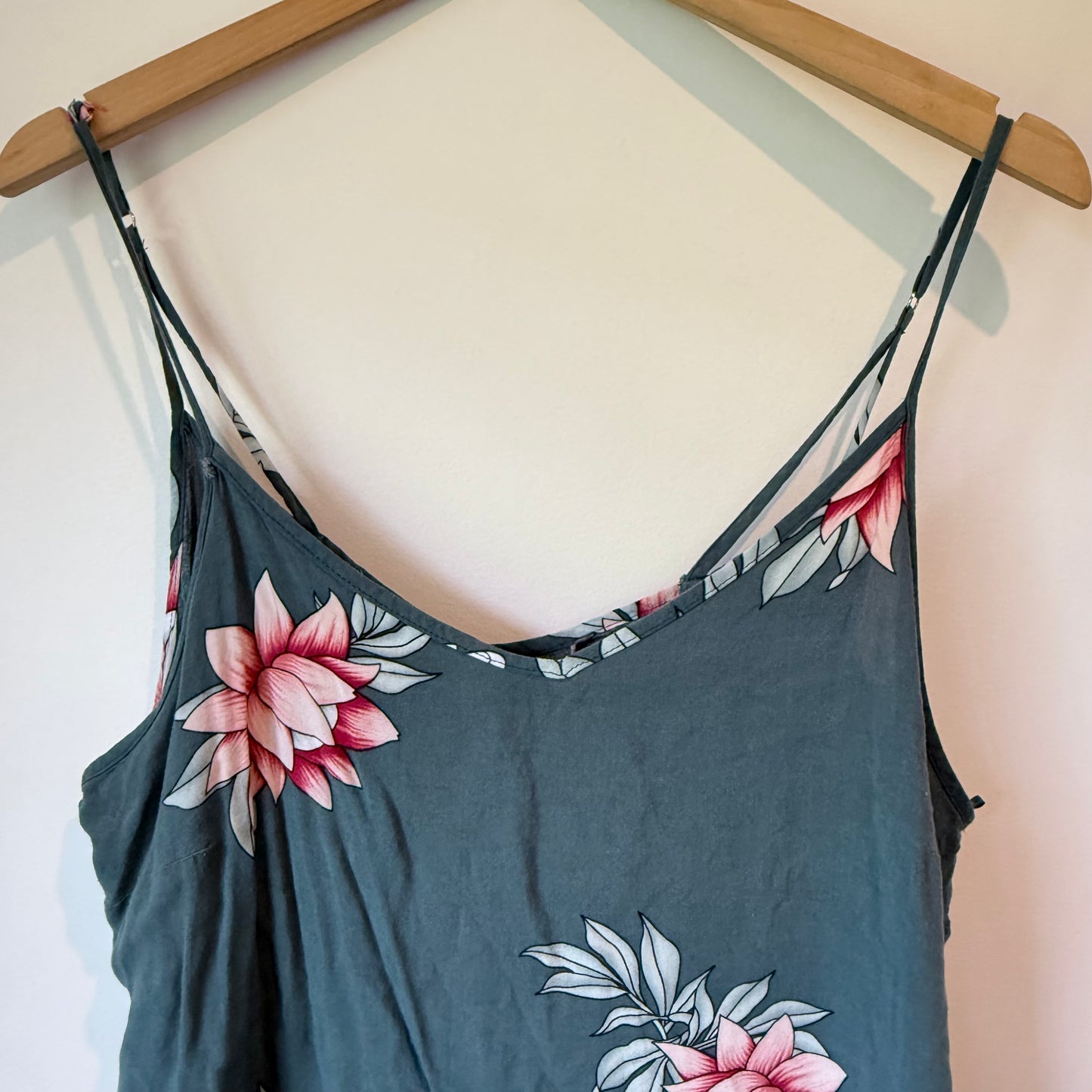 Real Women Floral Spaghetti Strap Top – Size L