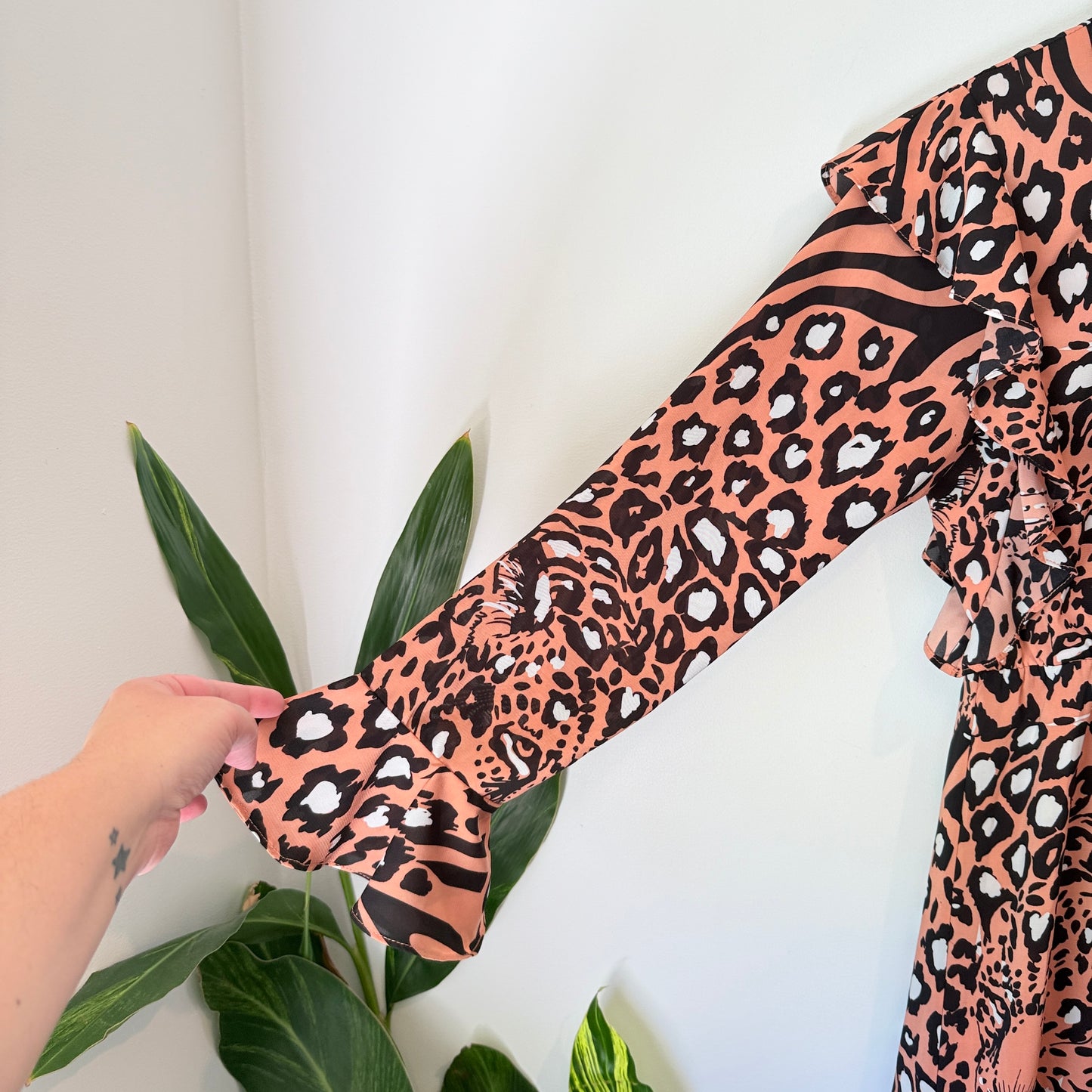 Amaya Size 10 Leopard Print Dress *AS NEW*