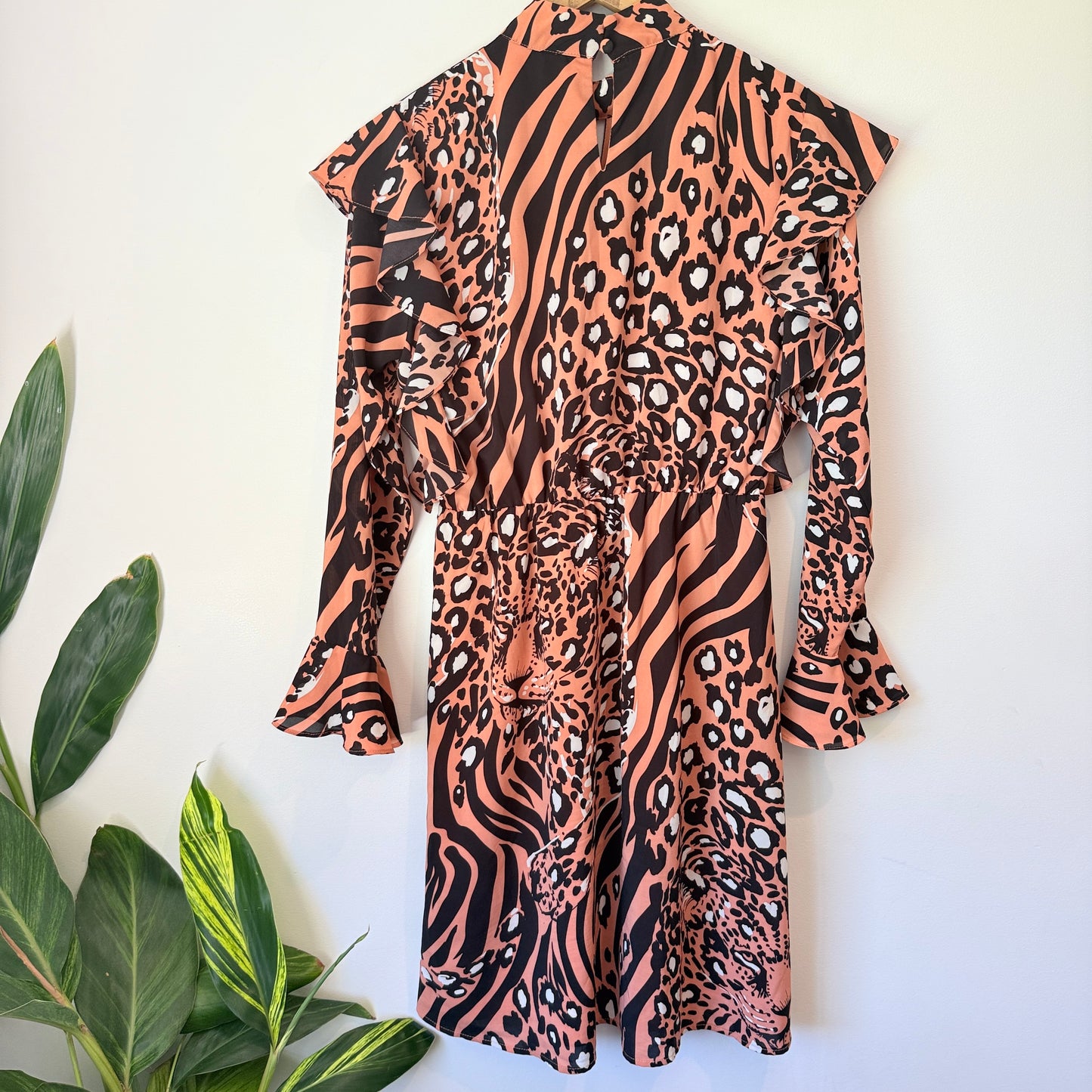 Amaya Size 10 Leopard Print Dress *AS NEW*