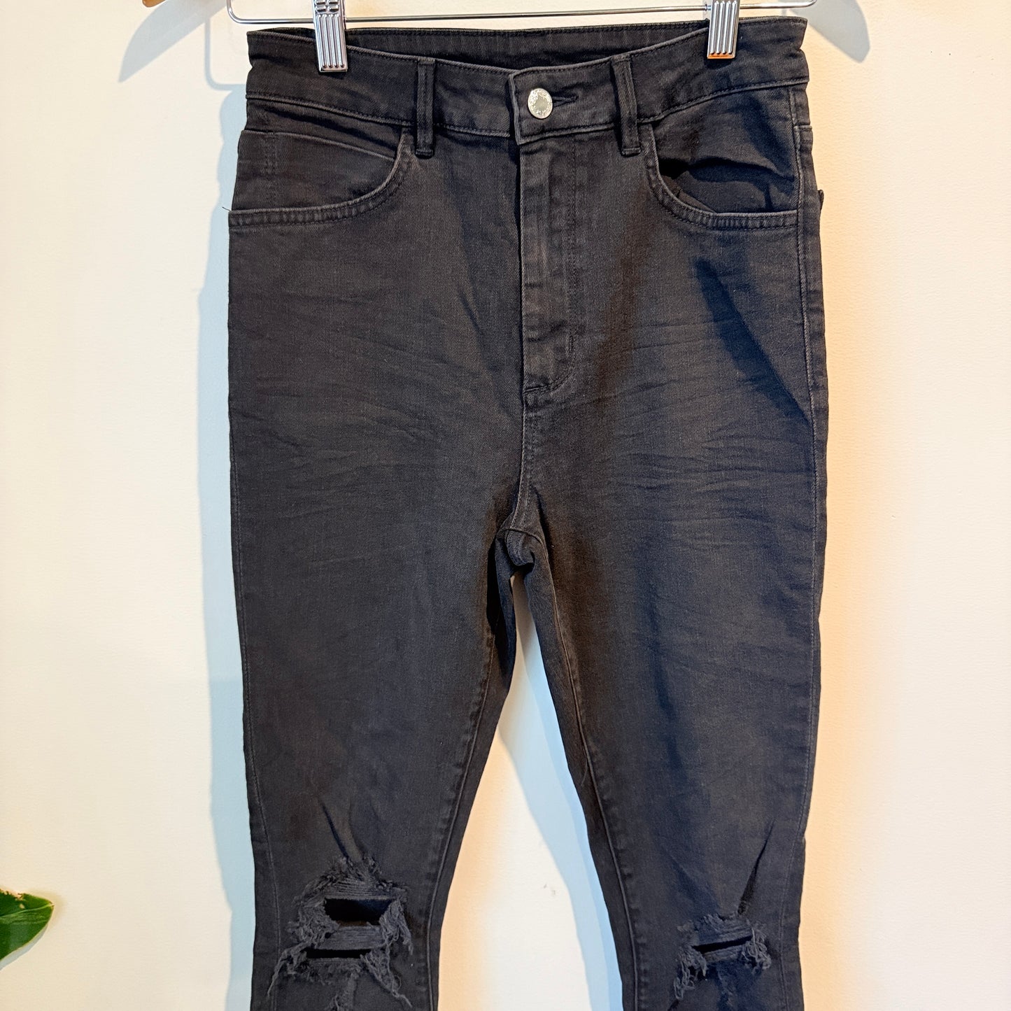 Neuw Size 27 Black Marilyn Skinny Jeans